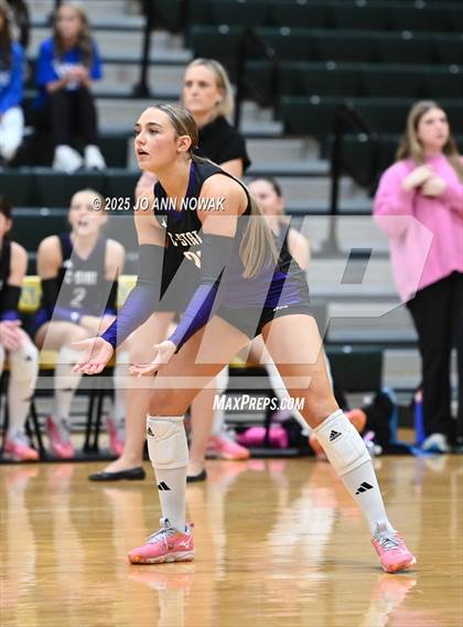 Thumbnail 2 in Barbers Hill vs. College Station (UIL 5A D1 Area Playoff) photogallery.