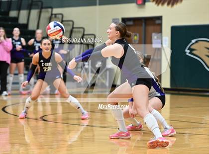 Thumbnail 3 in Barbers Hill vs. College Station (UIL 5A D1 Volleyball Area Playoff) photogallery.