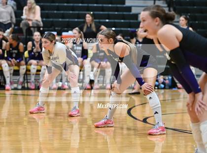 Thumbnail 3 in Barbers Hill vs. College Station (UIL 5A D1 Area Playoff) photogallery.