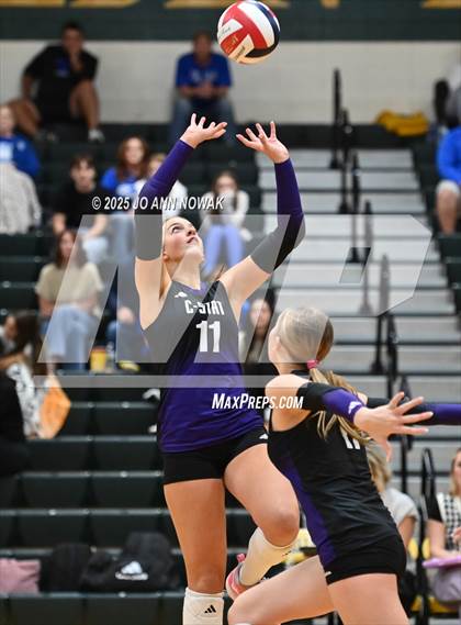 Thumbnail 3 in Barbers Hill vs. College Station (UIL 5A D1 Area Playoff) photogallery.