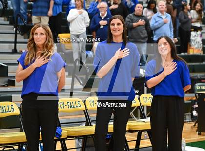 Thumbnail 2 in Barbers Hill vs. College Station (UIL 5A D1 Area Playoff) photogallery.