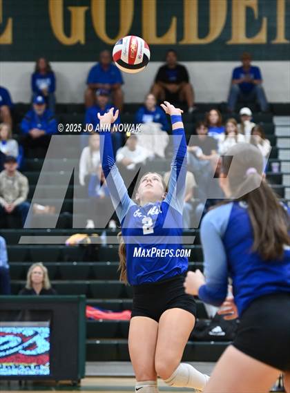 Thumbnail 3 in Barbers Hill vs. College Station (UIL 5A D1 Volleyball Area Playoff) photogallery.