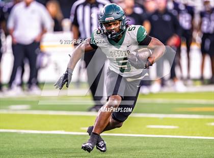 Thumbnail 3 in DeSoto vs. Willis (UIL 6A D2 Football Quarterfinals) photogallery.