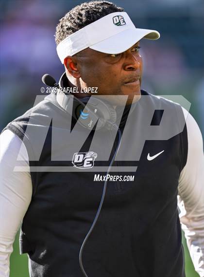 Thumbnail 3 in DeSoto vs. Willis (UIL 6A D2 Football Quarterfinals) photogallery.