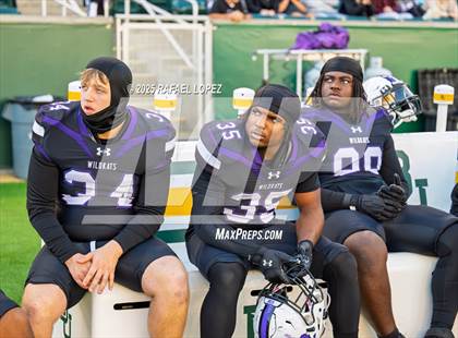 Thumbnail 3 in DeSoto vs. Willis (UIL 6A D2 Football Quarterfinals) photogallery.