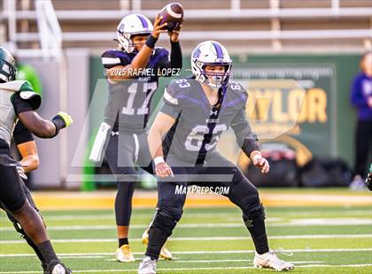 Thumbnail 1 in DeSoto vs. Willis (UIL 6A D2 Football Quarterfinals) photogallery.