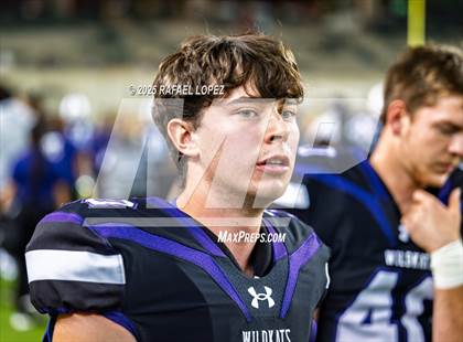 Thumbnail 3 in DeSoto vs. Willis (UIL 6A D2 Football Quarterfinals) photogallery.