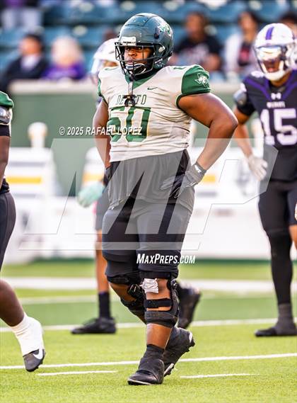 Thumbnail 3 in DeSoto vs. Willis (UIL 6A D2 Football Quarterfinals) photogallery.