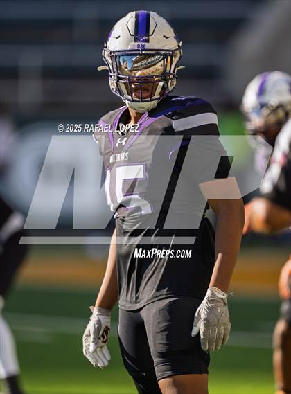 Thumbnail 3 in DeSoto vs. Willis (UIL 6A D2 Football Quarterfinals) photogallery.