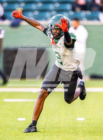 Thumbnail 1 in DeSoto vs. Willis (UIL 6A D2 Football Quarterfinals) photogallery.