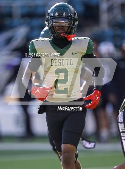 Thumbnail 2 in DeSoto vs. Willis (UIL 6A D2 Football Quarterfinals) photogallery.
