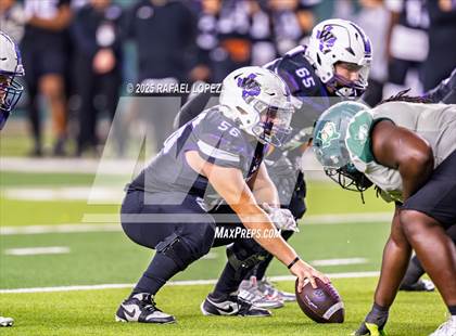 Thumbnail 1 in DeSoto vs. Willis (UIL 6A D2 Football Quarterfinals) photogallery.