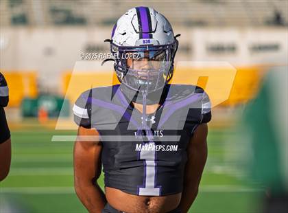 Thumbnail 2 in DeSoto vs. Willis (UIL 6A D2 Football Quarterfinals) photogallery.