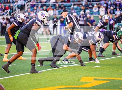 Thumbnail 1 in DeSoto vs. Willis (UIL 6A D2 Football Quarterfinals) photogallery.