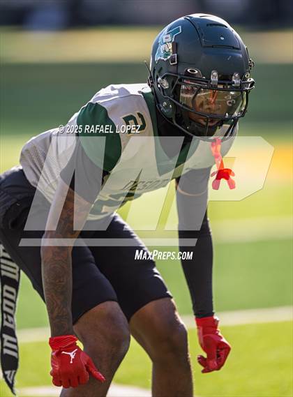 Thumbnail 2 in DeSoto vs. Willis (UIL 6A D2 Football Quarterfinals) photogallery.