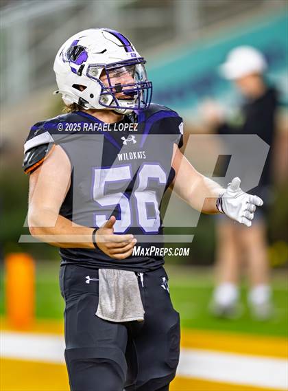 Thumbnail 3 in DeSoto vs. Willis (UIL 6A D2 Football Quarterfinals) photogallery.