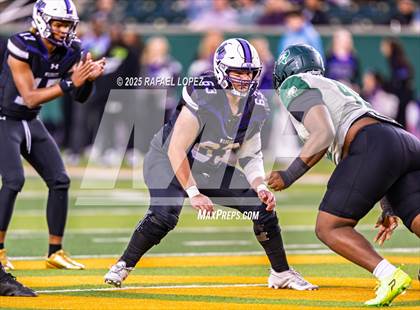 Thumbnail 1 in DeSoto vs. Willis (UIL 6A D2 Football Quarterfinals) photogallery.