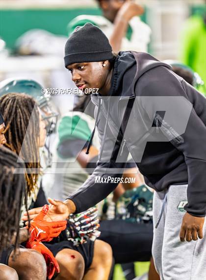 Thumbnail 1 in DeSoto vs. Willis (UIL 6A D2 Football Quarterfinals) photogallery.