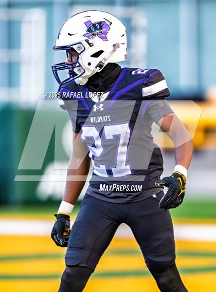 Thumbnail 2 in DeSoto vs. Willis (UIL 6A D2 Football Quarterfinals) photogallery.