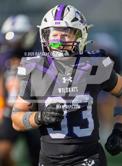Thumbnail 3 in DeSoto vs. Willis (UIL 6A D2 Football Quarterfinals) photogallery.