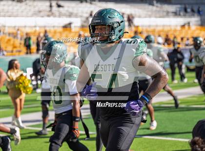 Thumbnail 3 in DeSoto vs. Willis (UIL 6A D2 Football Quarterfinals) photogallery.