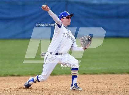 Thumbnail 3 in Dobbs Ferry @ North Salem photogallery.