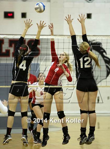 Thumbnail 1 in Athens @ Troy (MHSAA 3A District Playoff)  photogallery.