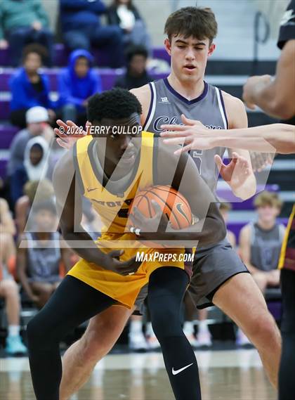 Thumbnail 3 in Corner Canyon vs. Beaumont United (Utah Holiday Hoopfest) photogallery.