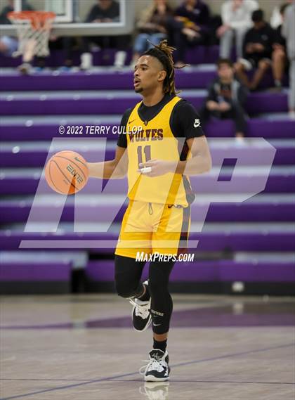 Thumbnail 3 in Corner Canyon vs. Beaumont United (Utah Holiday Hoopfest) photogallery.