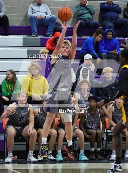 Thumbnail 2 in Corner Canyon vs. Beaumont United (Utah Holiday Hoopfest) photogallery.