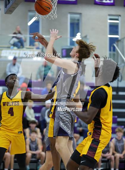 Thumbnail 1 in Corner Canyon vs. Beaumont United (Utah Holiday Hoopfest) photogallery.
