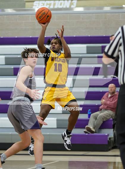 Thumbnail 2 in Corner Canyon vs. Beaumont United (Utah Holiday Hoopfest) photogallery.