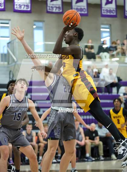 Thumbnail 2 in Corner Canyon vs. Beaumont United (Utah Holiday Hoopfest) photogallery.