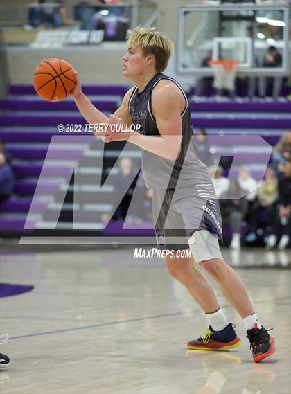 Thumbnail 3 in Corner Canyon vs. Beaumont United (Utah Holiday Hoopfest) photogallery.