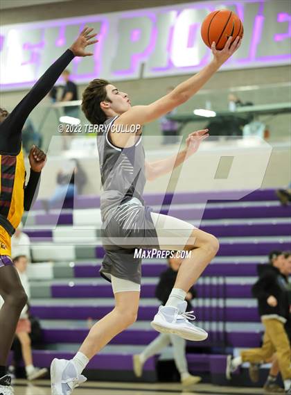 Thumbnail 1 in Corner Canyon vs. Beaumont United (Utah Holiday Hoopfest) photogallery.