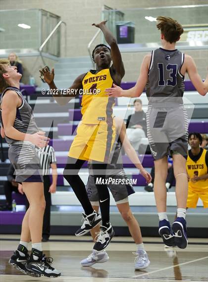 Thumbnail 3 in Corner Canyon vs. Beaumont United (Utah Holiday Hoopfest) photogallery.