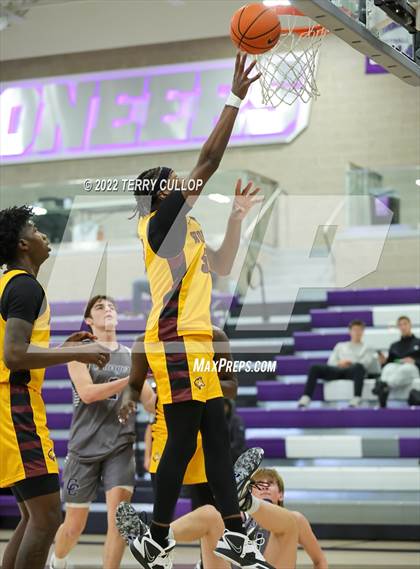 Thumbnail 2 in Corner Canyon vs. Beaumont United (Utah Holiday Hoopfest) photogallery.