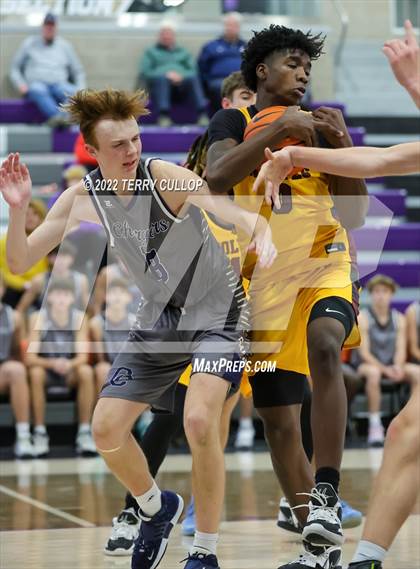 Thumbnail 2 in Corner Canyon vs. Beaumont United (Utah Holiday Hoopfest) photogallery.