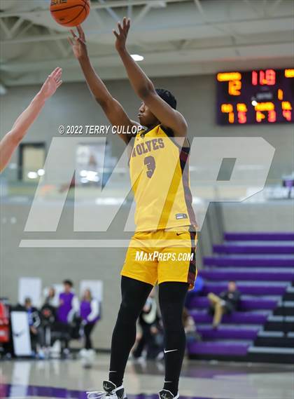 Thumbnail 3 in Corner Canyon vs. Beaumont United (Utah Holiday Hoopfest) photogallery.