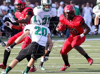 Thumbnail 2 in Carroll vs. Cedar Hill (UIL 6A Division 2 Quarterfinal) photogallery.