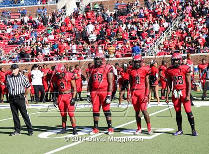Thumbnail 2 in Carroll vs. Cedar Hill (UIL 6A Division 2 Quarterfinal) photogallery.