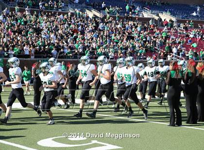 Thumbnail 2 in Carroll vs. Cedar Hill (UIL 6A Division 2 Quarterfinal) photogallery.