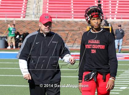 Thumbnail 1 in Carroll vs. Cedar Hill (UIL 6A Division 2 Quarterfinal) photogallery.