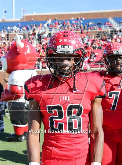 Thumbnail 3 in Carroll vs. Cedar Hill (UIL 6A Division 2 Quarterfinal) photogallery.