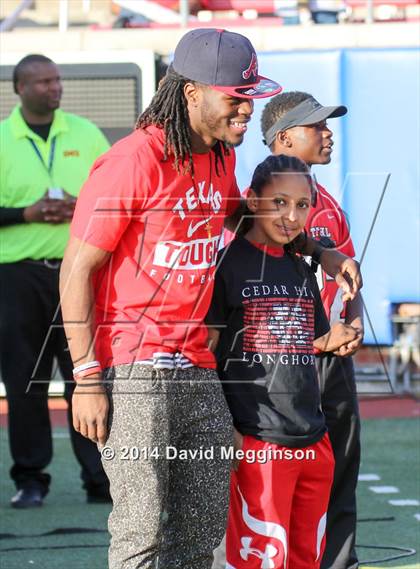 Thumbnail 1 in Carroll vs. Cedar Hill (UIL 6A Division 2 Quarterfinal) photogallery.