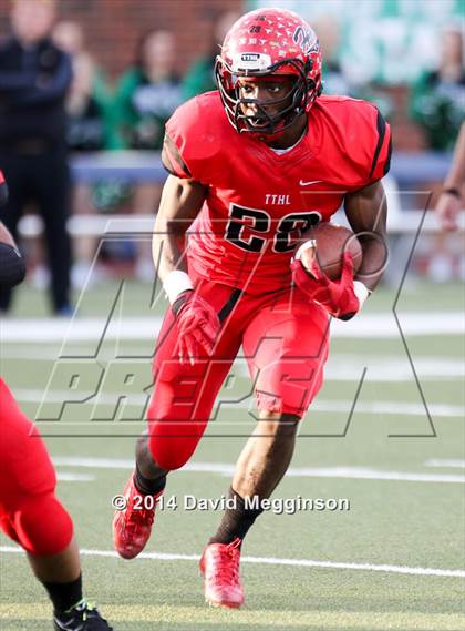 Thumbnail 1 in Carroll vs. Cedar Hill (UIL 6A Division 2 Quarterfinal) photogallery.