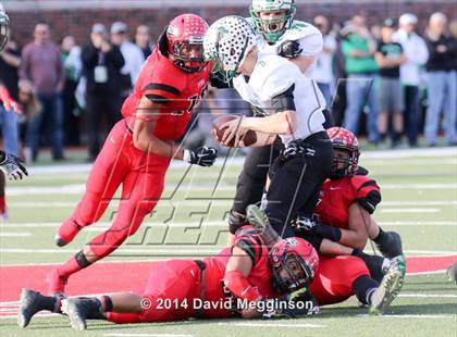 Thumbnail 2 in Carroll vs. Cedar Hill (UIL 6A Division 2 Quarterfinal) photogallery.