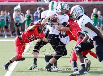 Thumbnail 3 in Carroll vs. Cedar Hill (UIL 6A Division 2 Quarterfinal) photogallery.