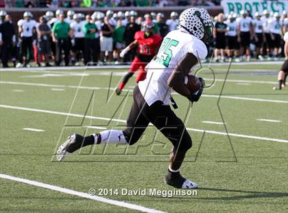 Thumbnail 3 in Carroll vs. Cedar Hill (UIL 6A Division 2 Quarterfinal) photogallery.