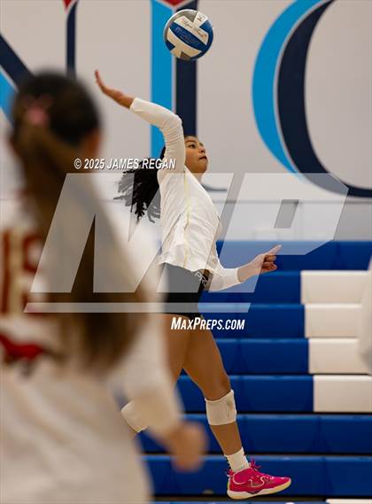 Thumbnail 3 in Lincoln @ Hillsdale photogallery.